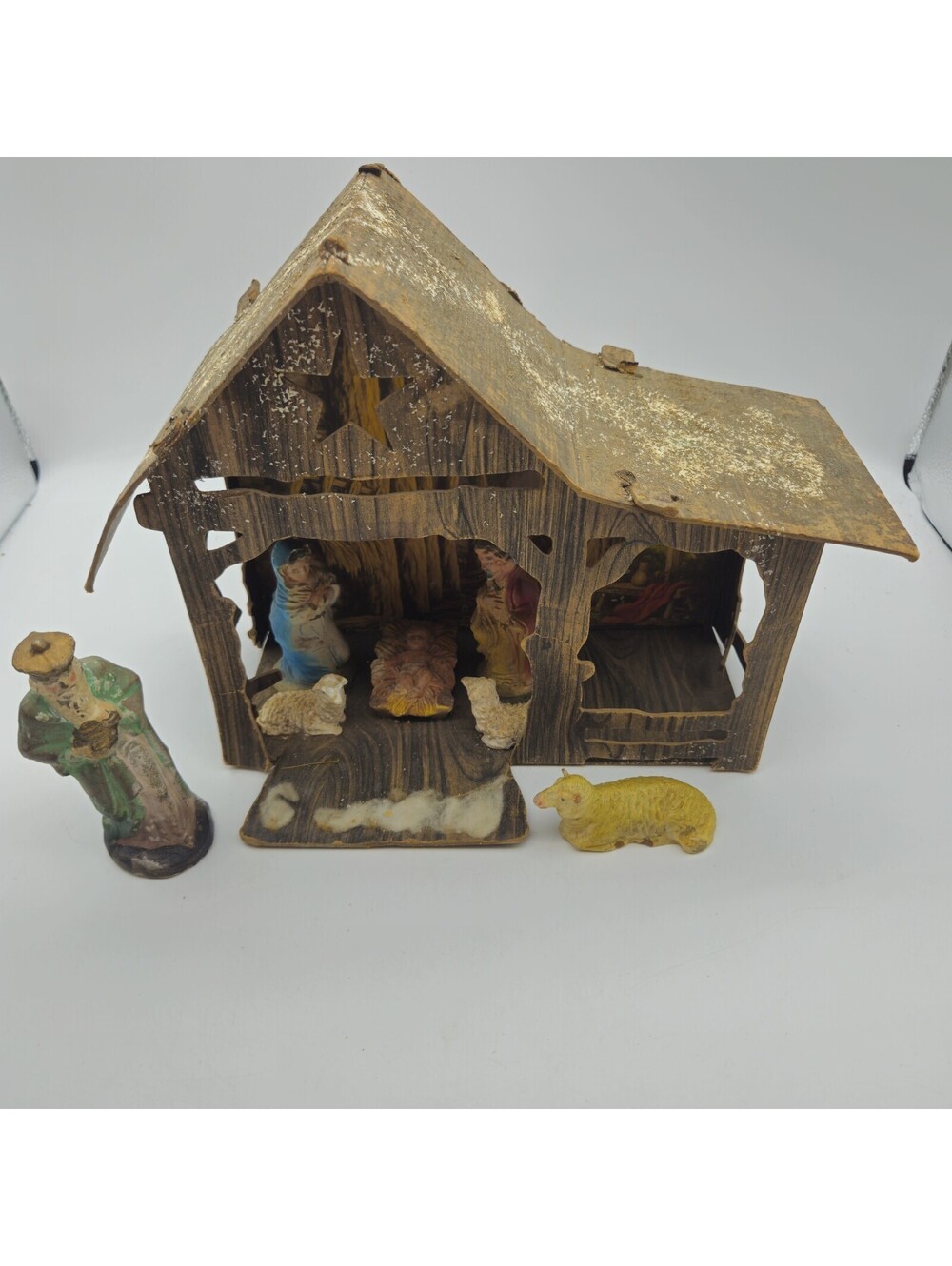 Vintage Nativity Scene Cardboard Faux Wood Paper Mural Creche 7 Figures